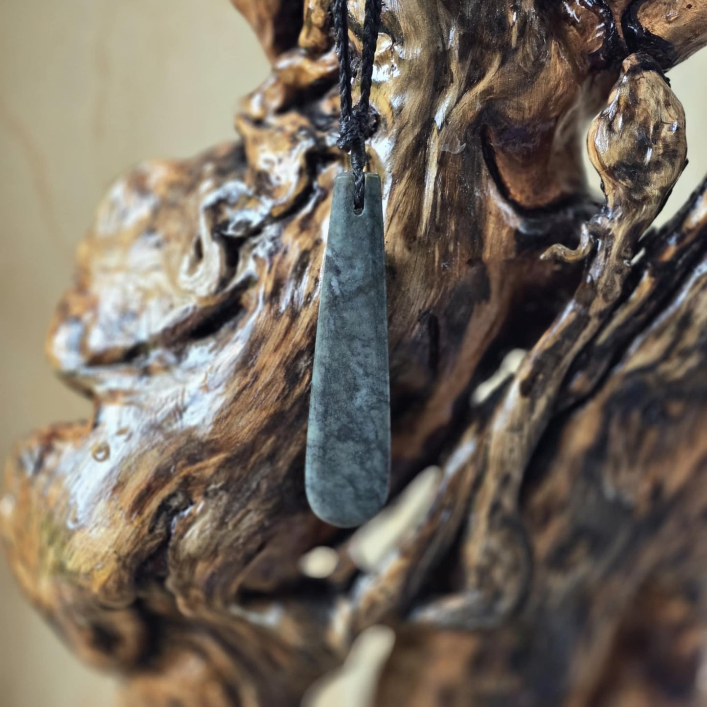 Roimata/Kuru/The Drop