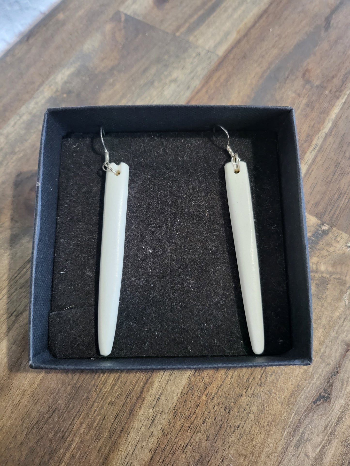 Niho Earrings