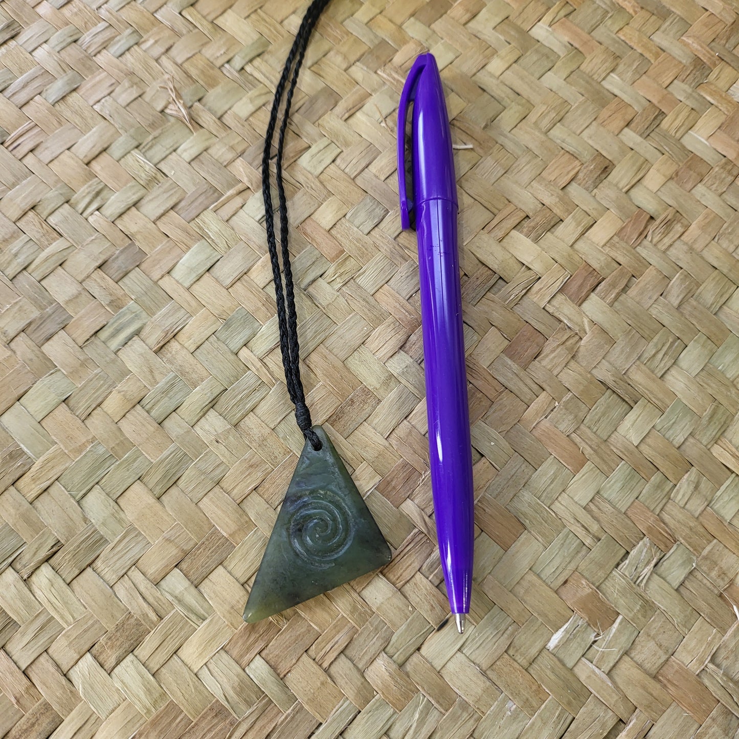 Tapa Toru (puhoro design)
