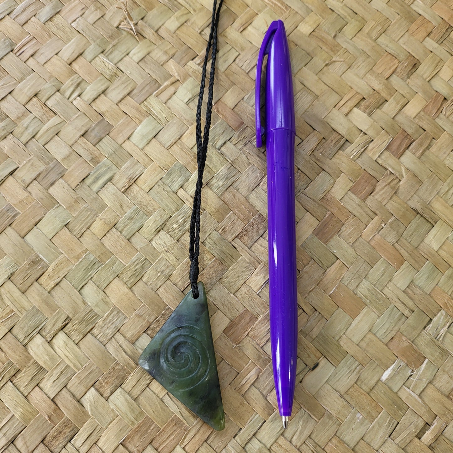 Tapa Toru (Puhoro design)